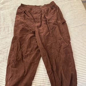 Madewell maroon corduroy pants (size M)